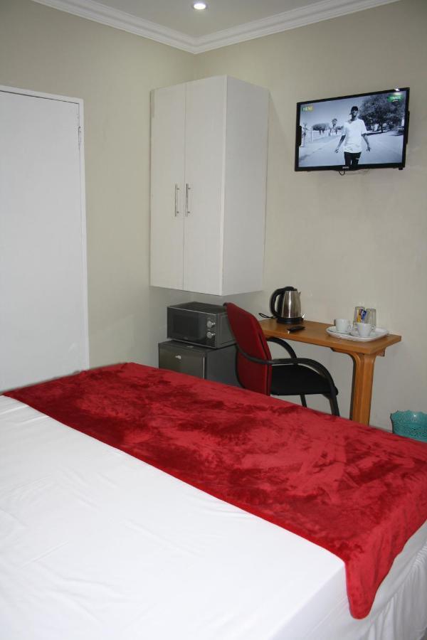 Classic-Lodge Kempton Park Dış mekan fotoğraf